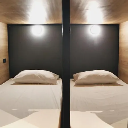 Bunkbed Hostel-2